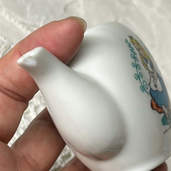 🖤Vtg Disney Ceramic tea miniature set of Alice in Wonderland - Picture 8 of 14